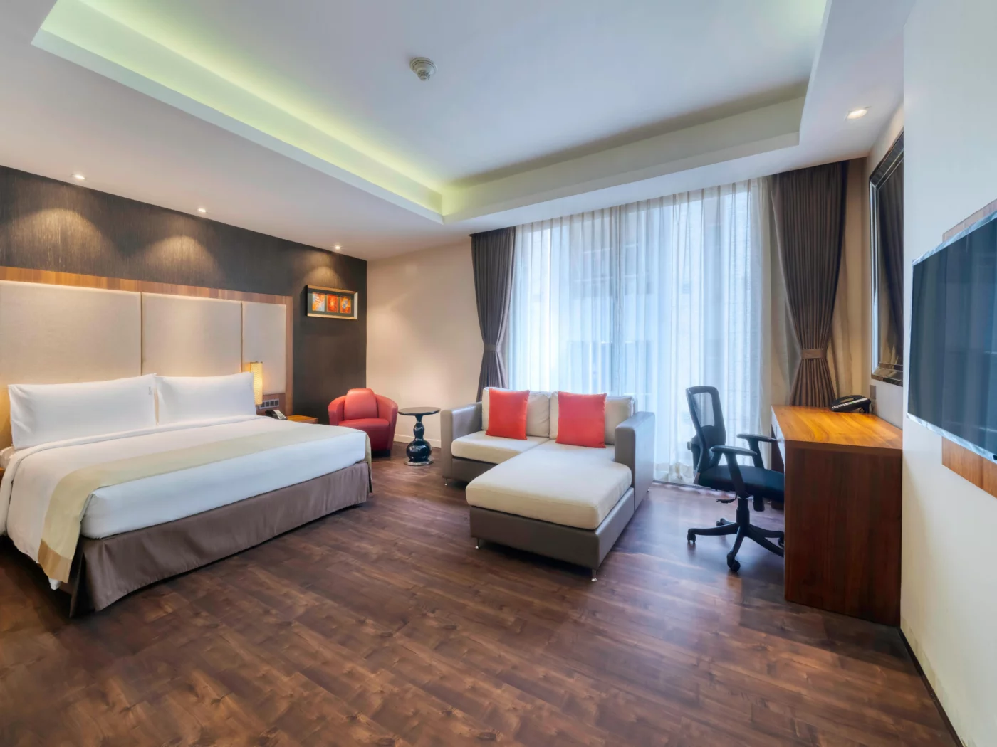 King Bed Guest Room