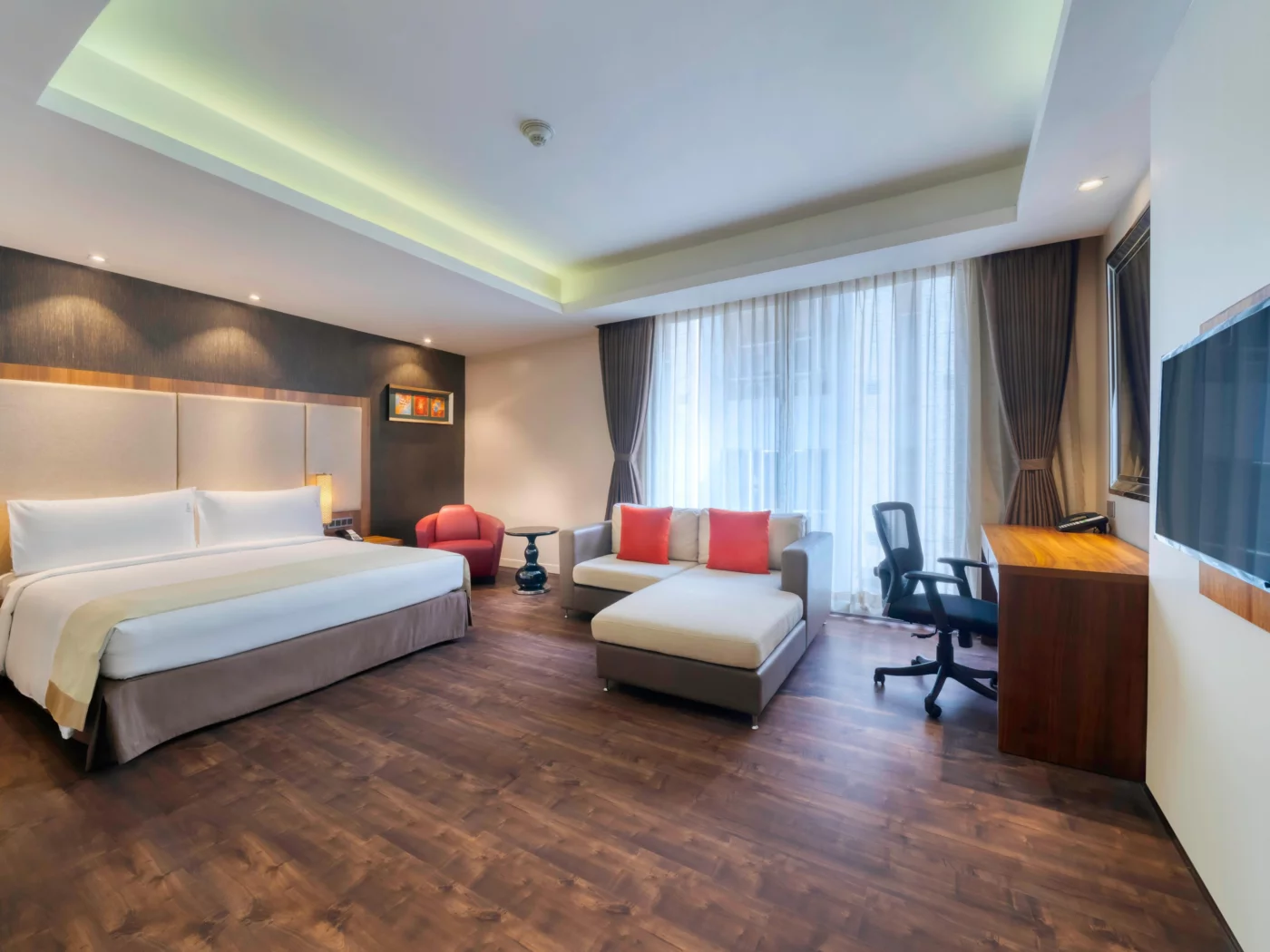 Suite living area